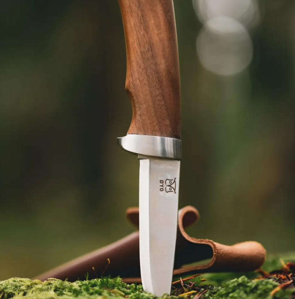 Øyo Dovre outdoorkniv med læderskede